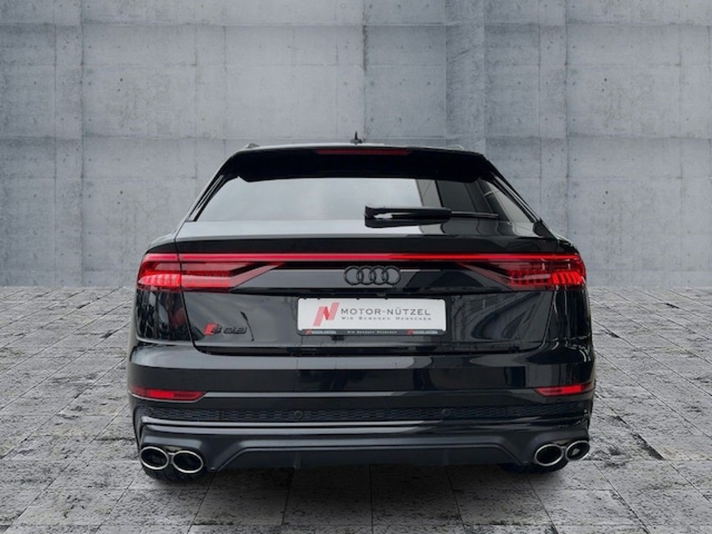 Audi SQ8