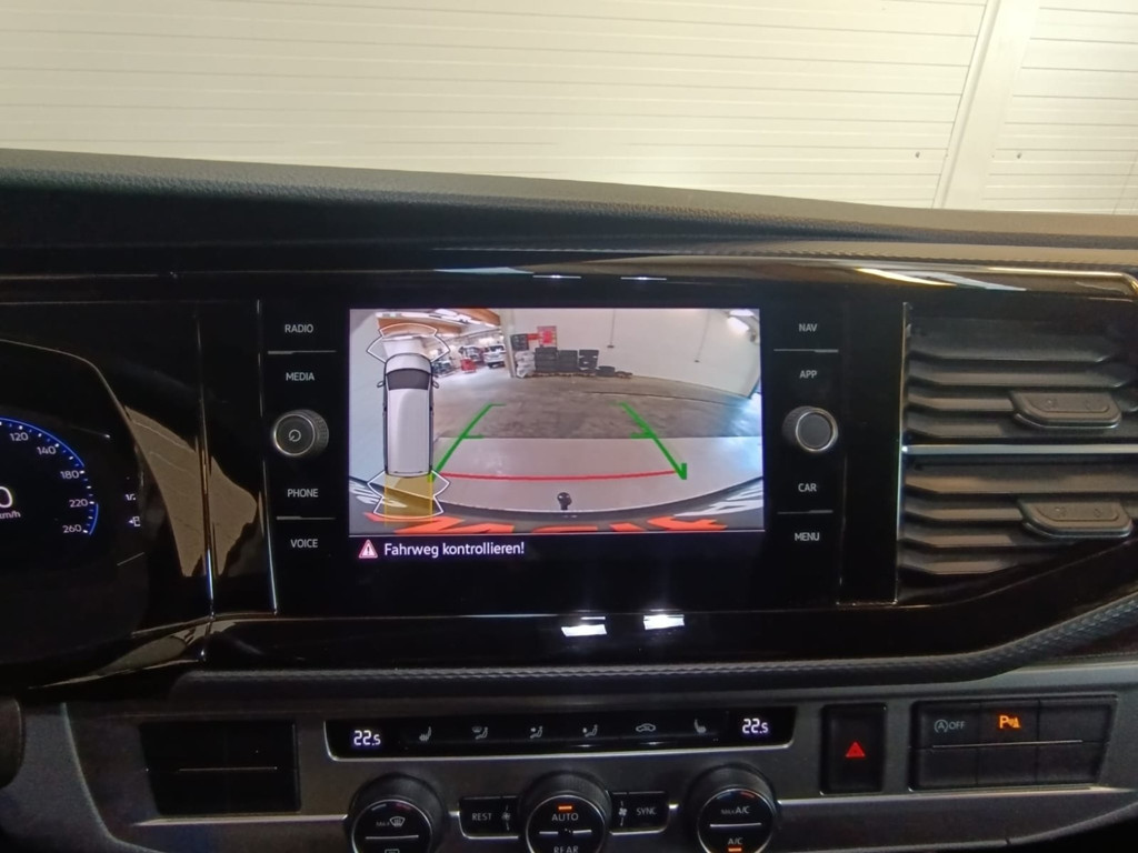 Volkswagen Caravelle