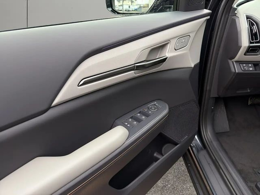 Kia EV5