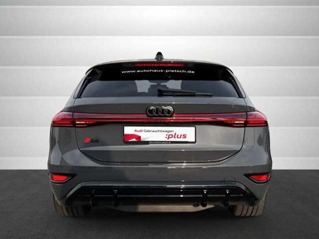 Audi S6 e-tron