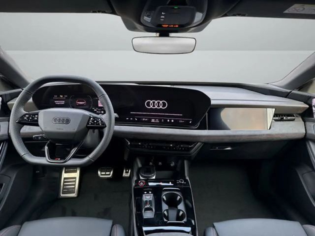 Audi S6 e-tron