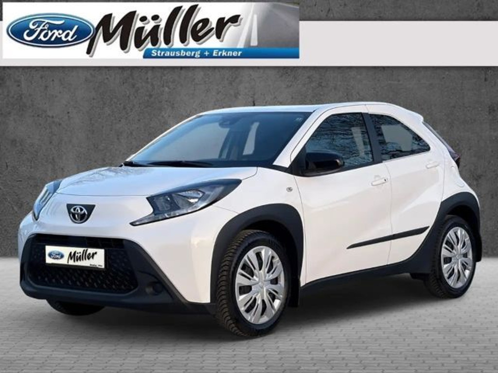 Toyota Aygo X Hatchback 1.0 VVT-i Play