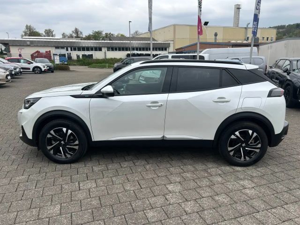Peugeot e-2008