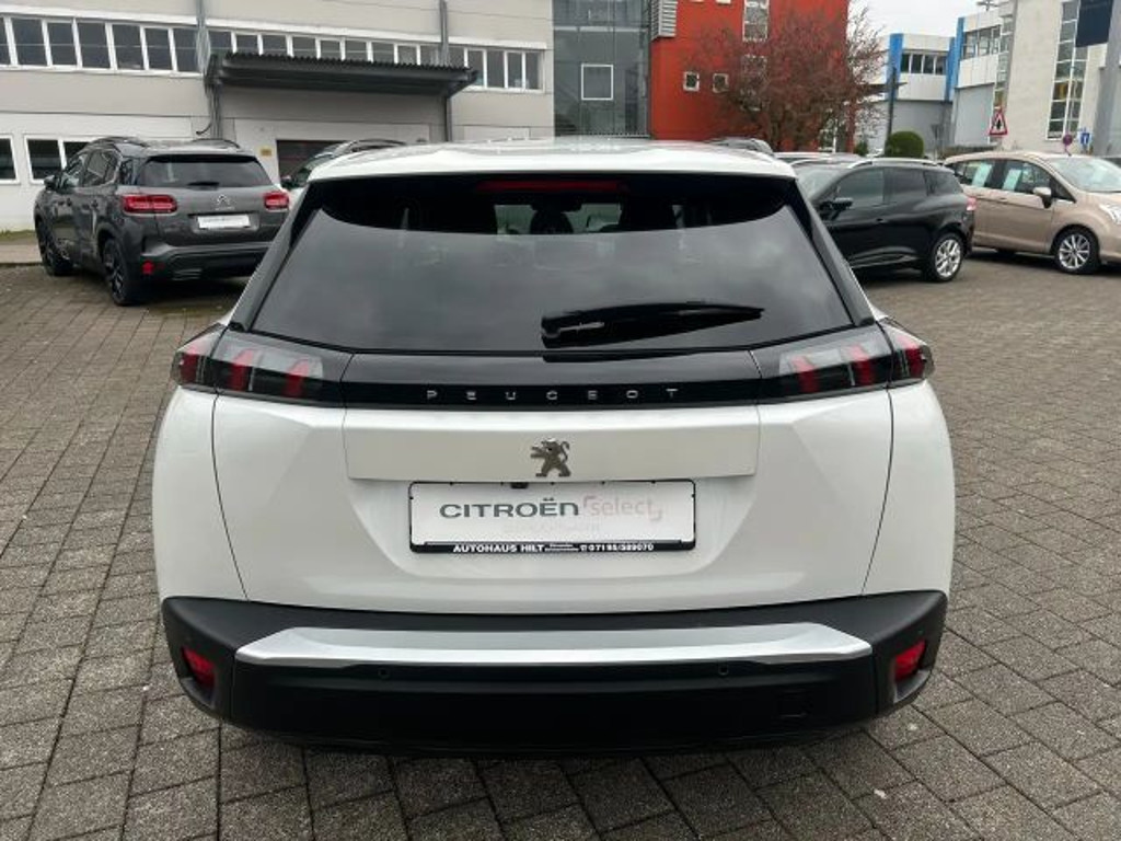 Peugeot e-2008