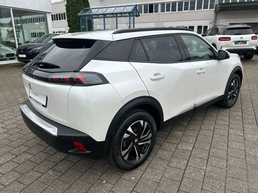 Peugeot e-2008