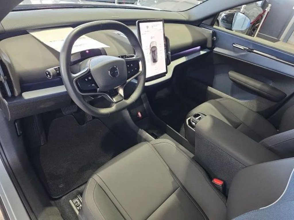 Volvo EX30