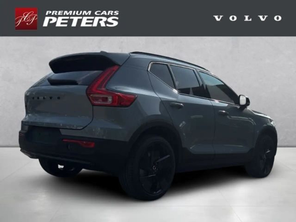 Volvo EX40