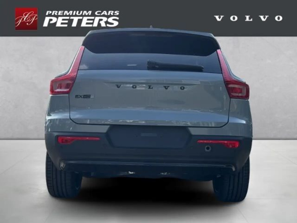 Volvo EX40