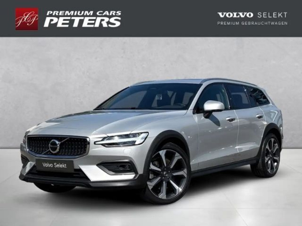 Volvo V60 Cross Country AWD Plus