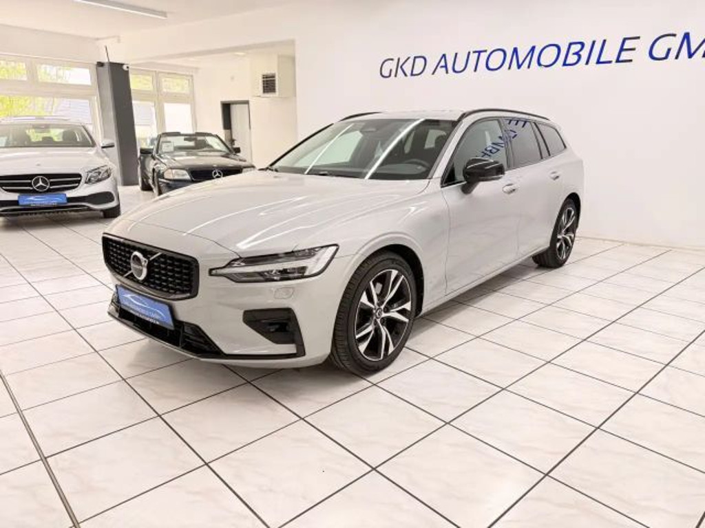 Volvo V60 Plus Dark