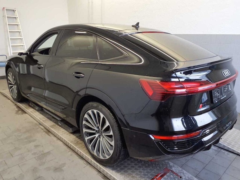 Audi Q8 e-tron
