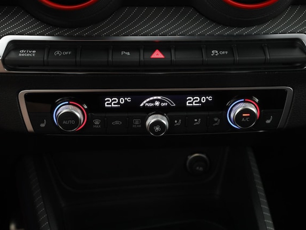 Audi SQ2