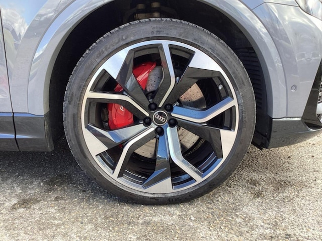 Audi RS Q8