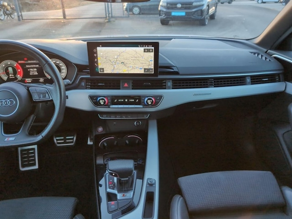Audi S4