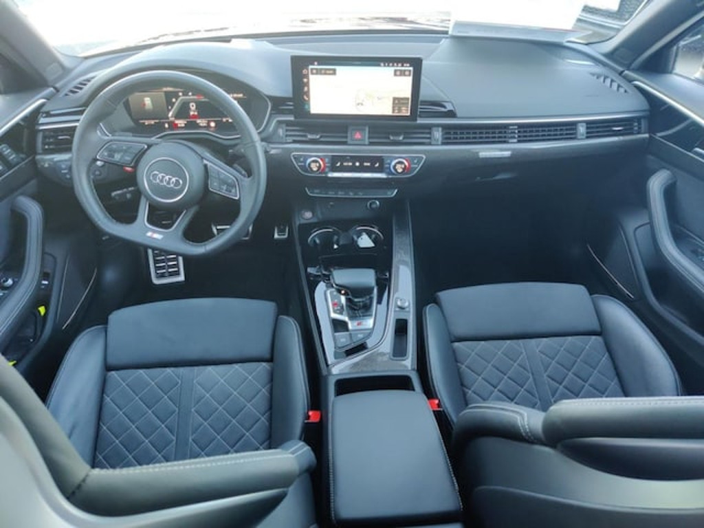 Audi S4
