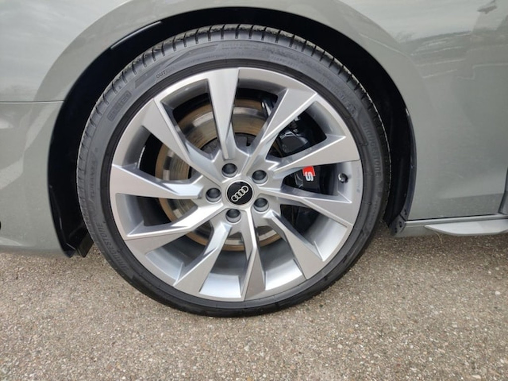 Audi S4