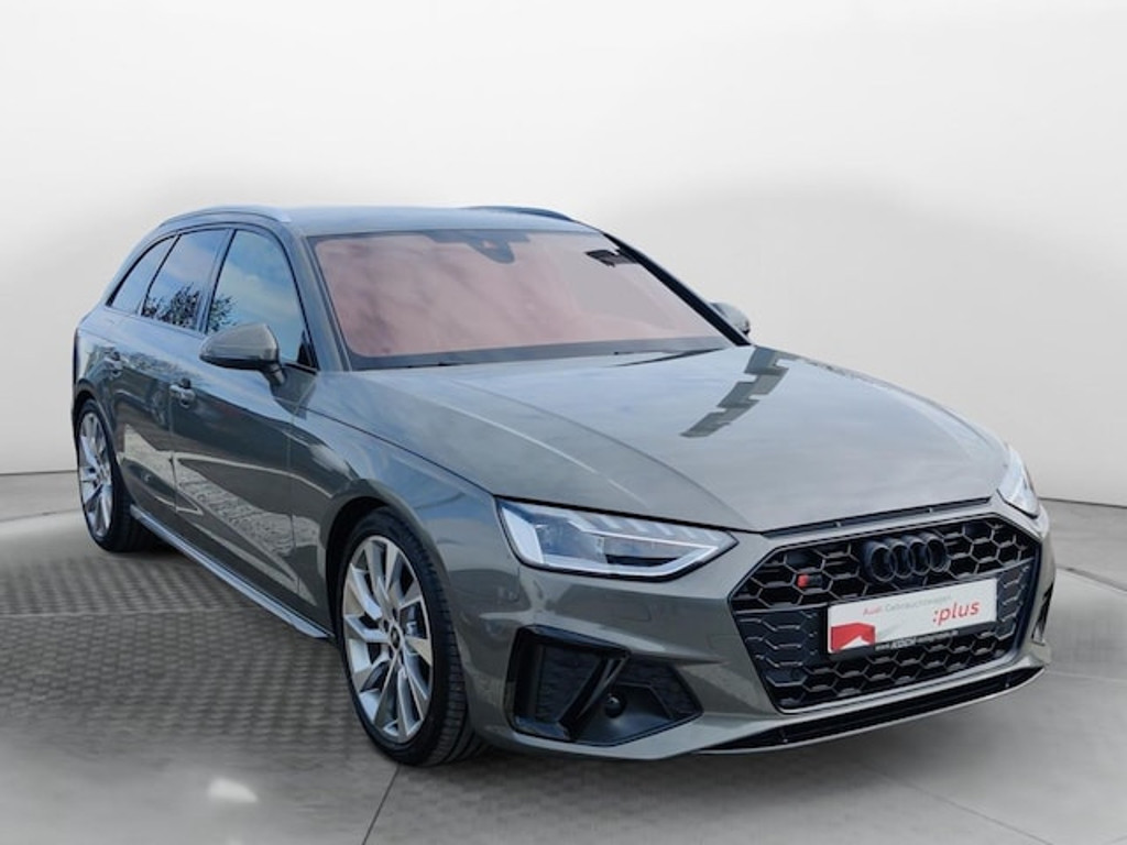 Audi S4