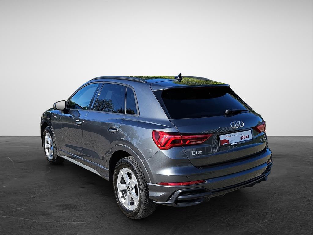 Audi Q3 S-Line S-Tronic 35 TFSI