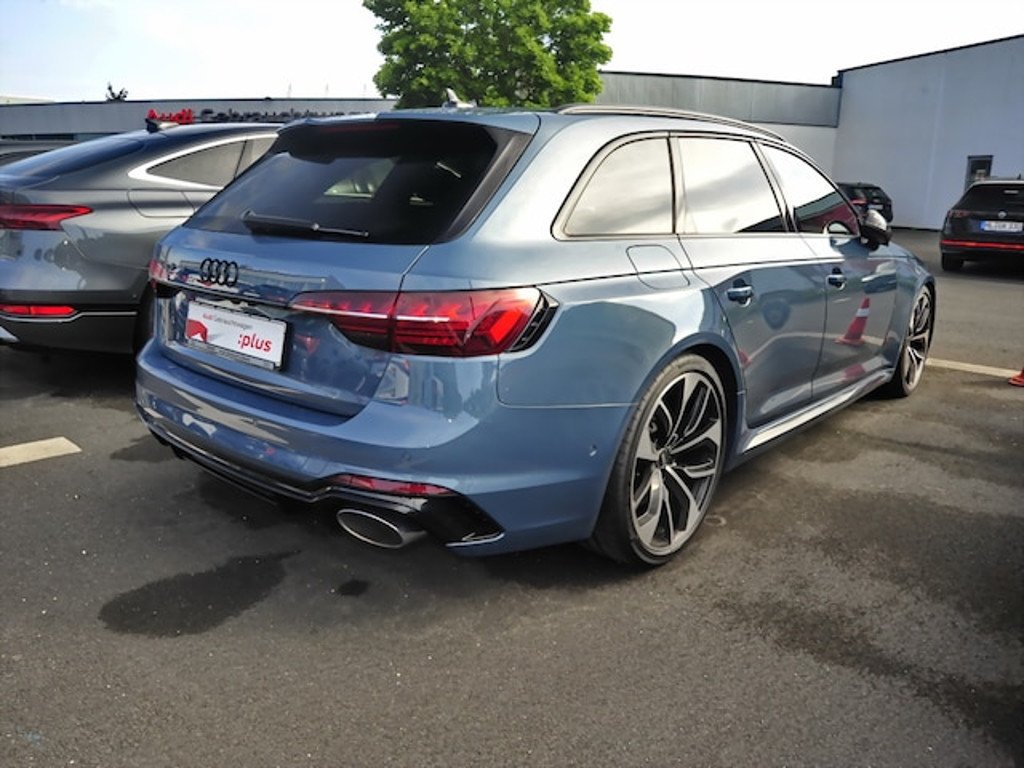Audi RS4