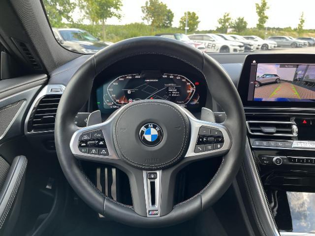 BMW M850