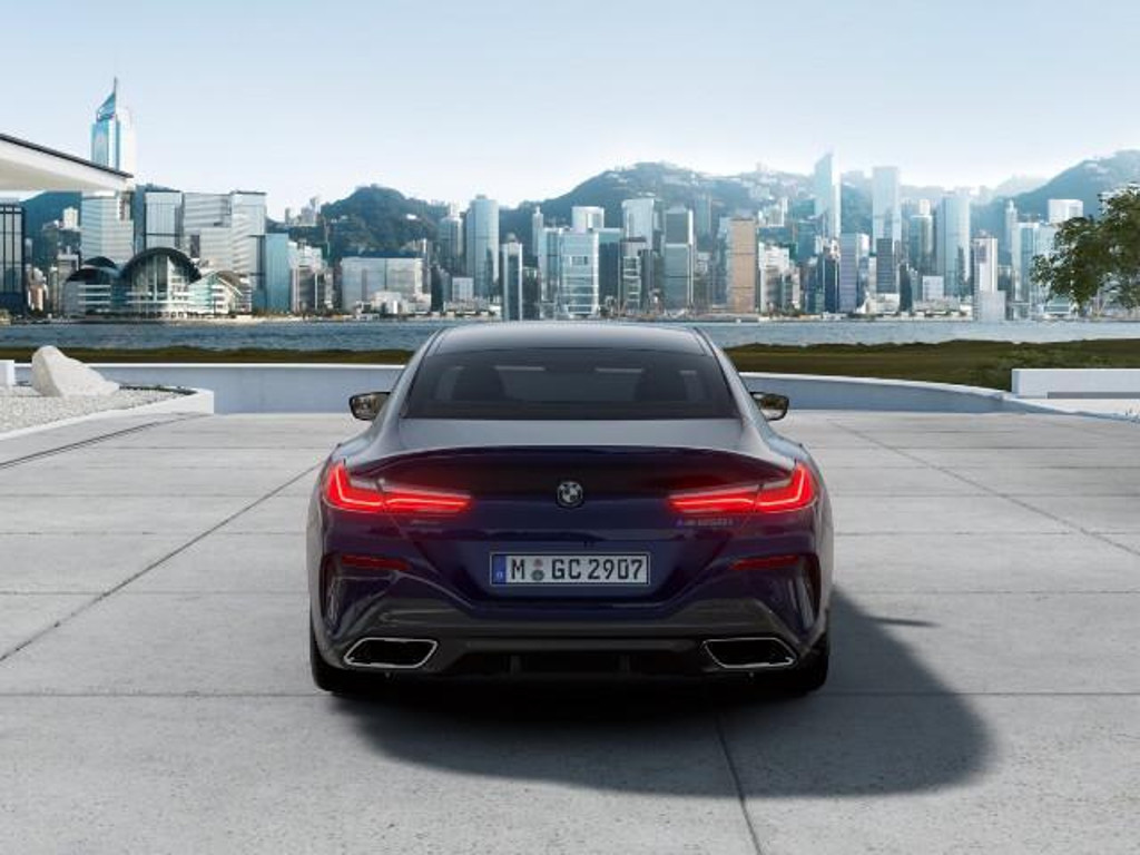 BMW M850