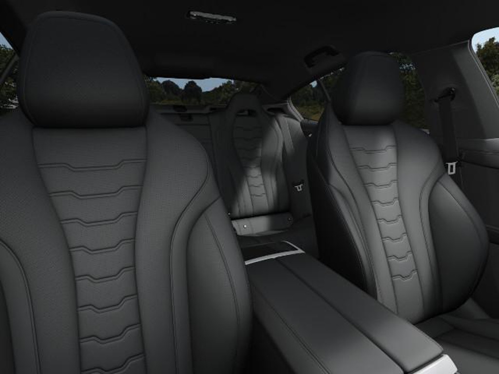 BMW M850