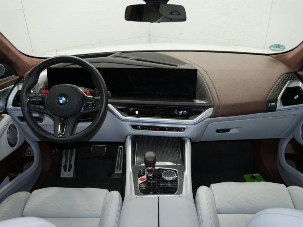 BMW XM