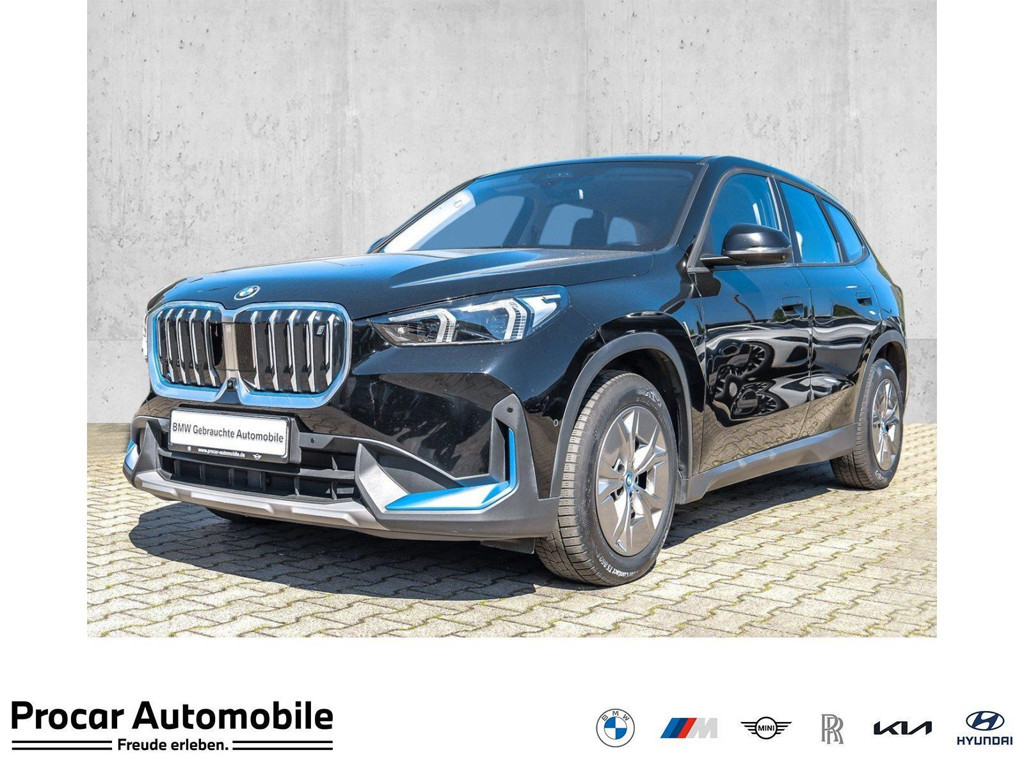 BMW iX1 xDrive30