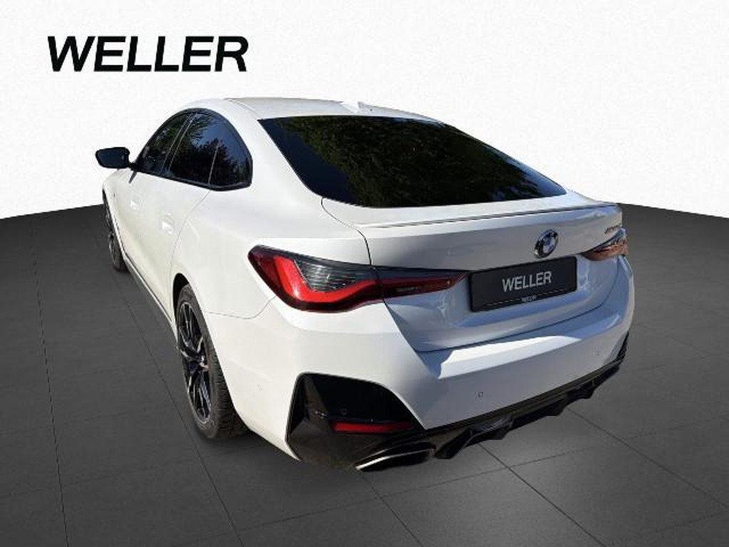 BMW M440