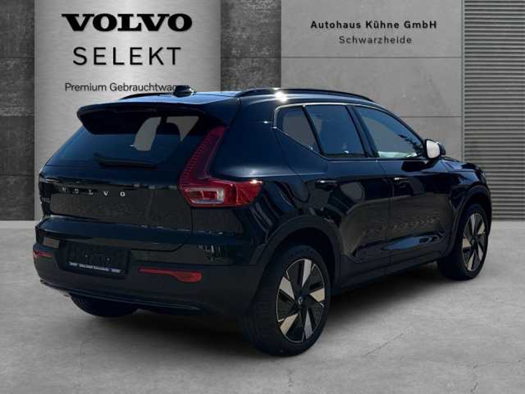 Volvo EX40