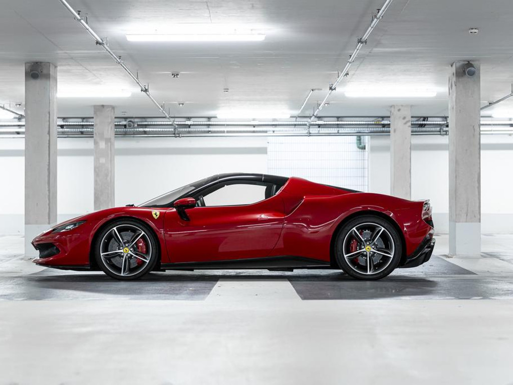 Ferrari 296 GTS
