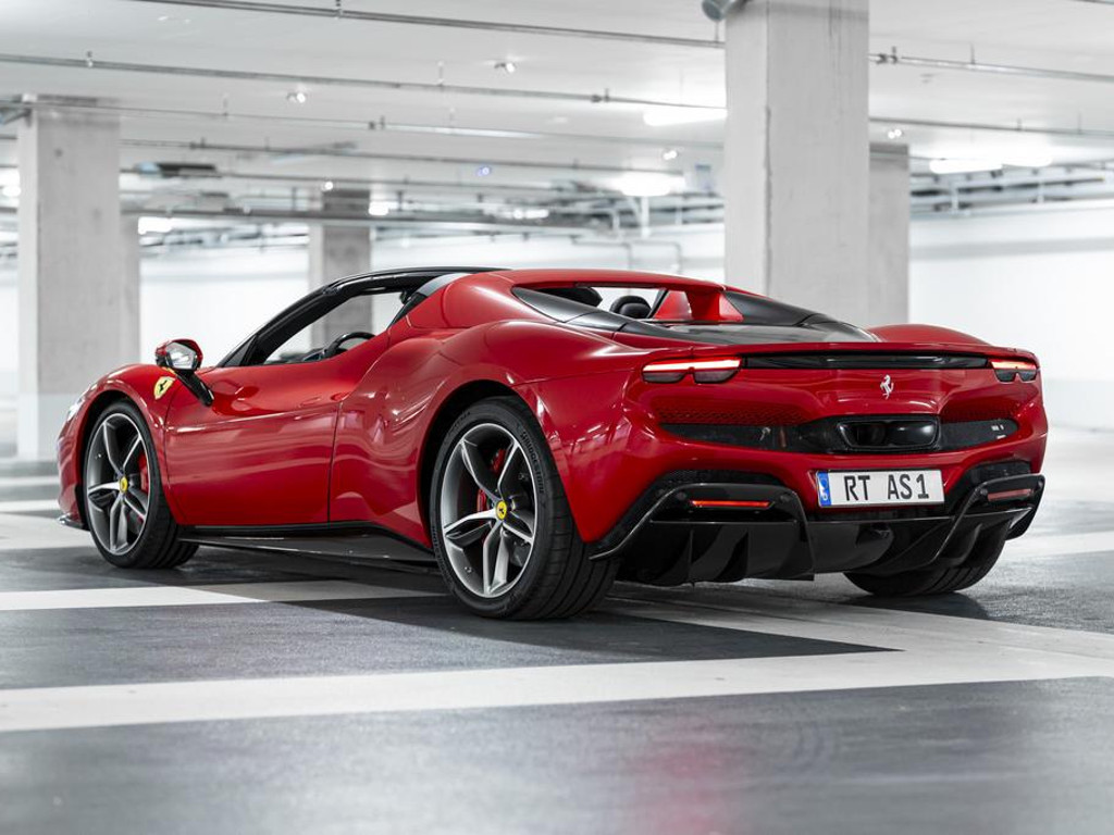 Ferrari 296 GTS
