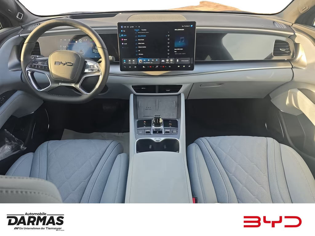 BYD Sealion 7