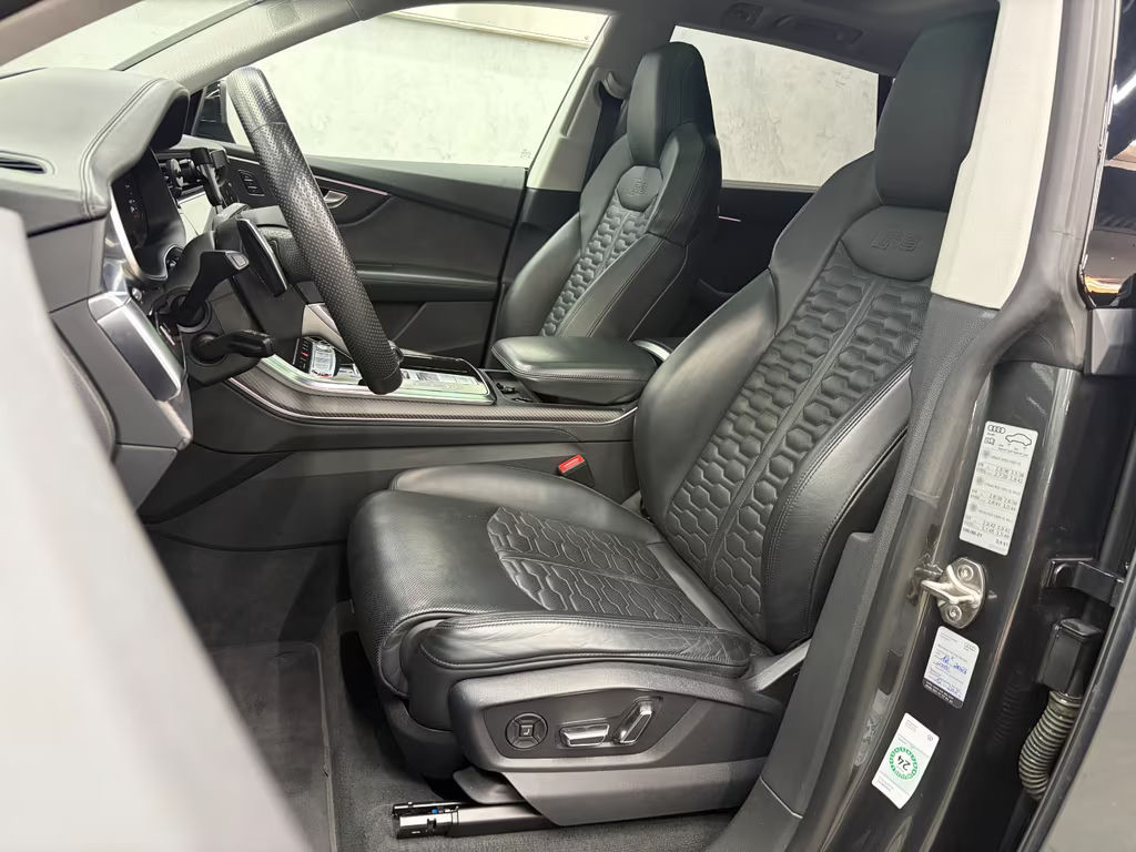 Audi RS Q8