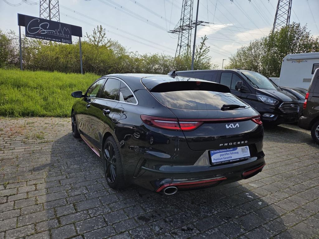 Kia ProCeed