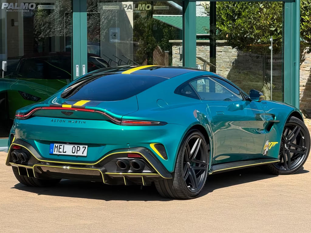 Aston Martin V8 Vantage
