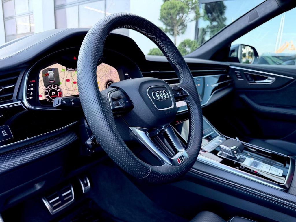 Audi RS Q8
