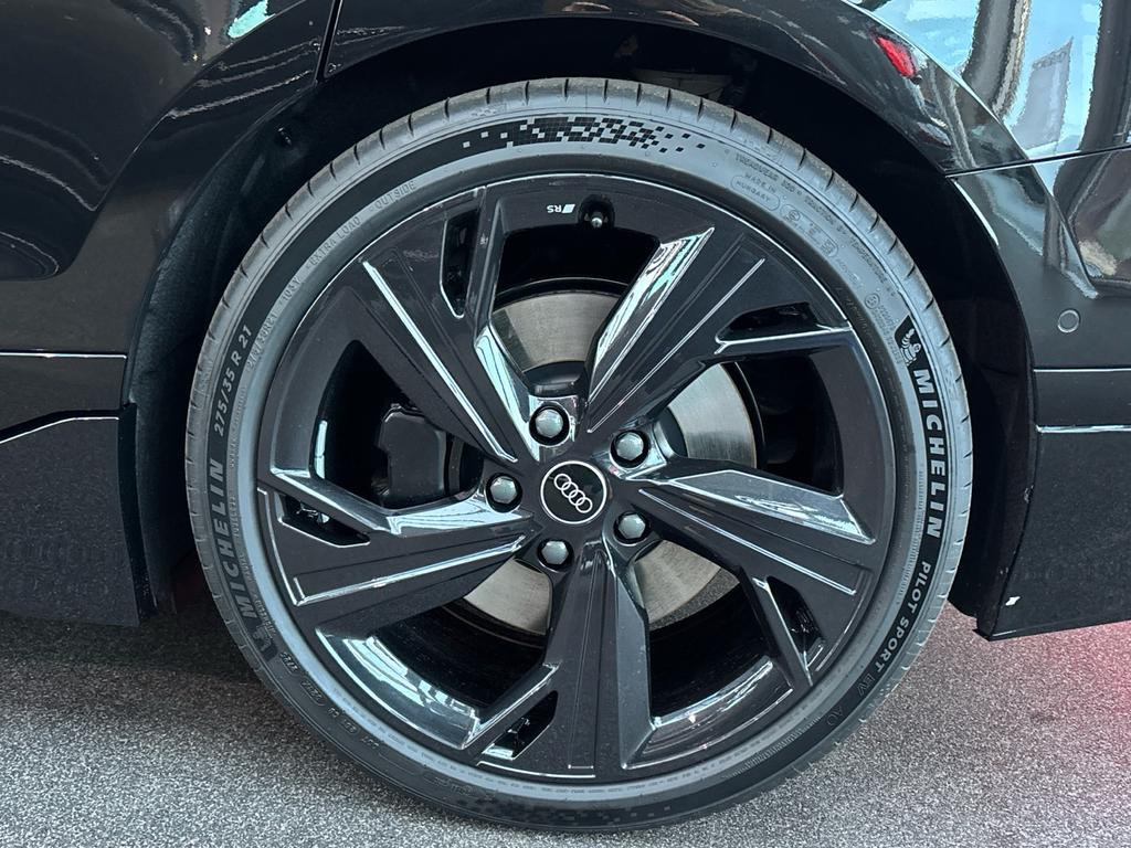 Audi S6 e-tron