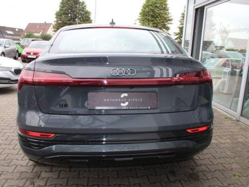 Audi Q8 e-tron