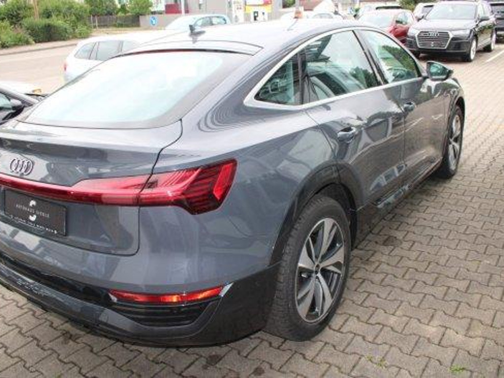 Audi Q8 e-tron