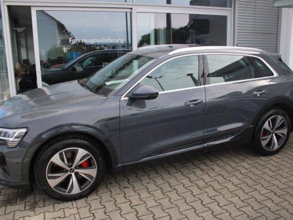 Audi Q8 e-tron