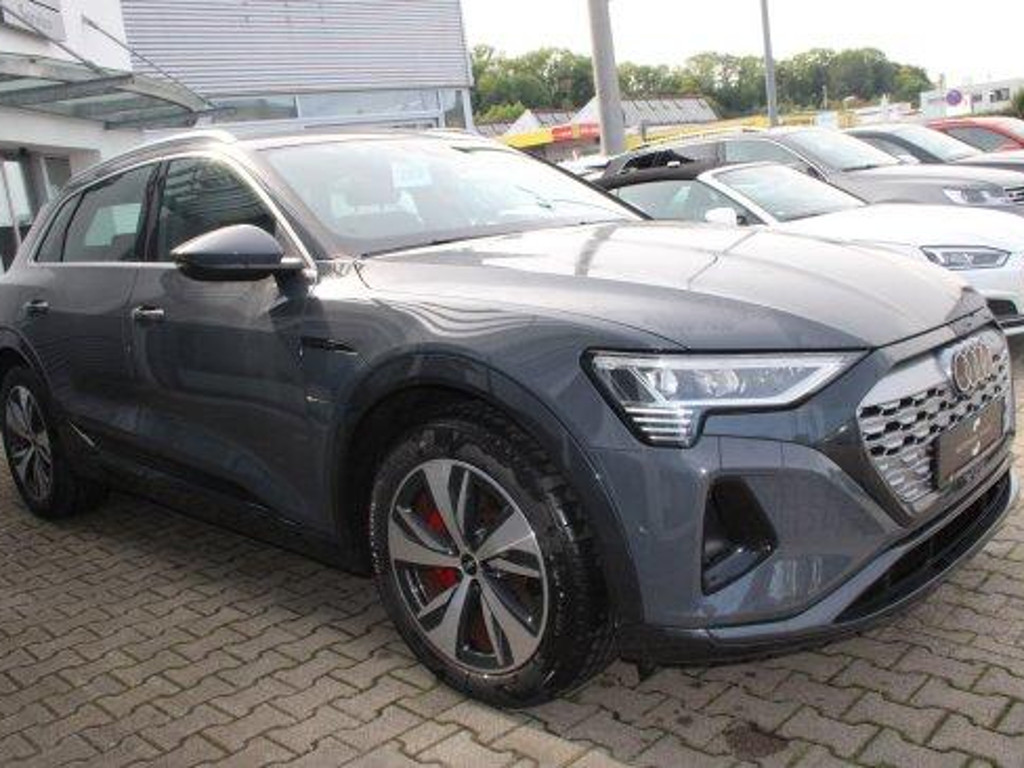 Audi Q8 e-tron