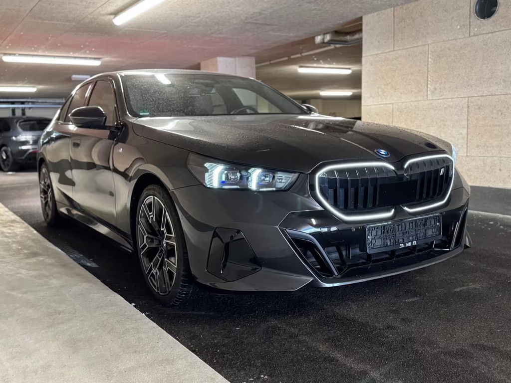 BMW i5 M-Sport Sedan