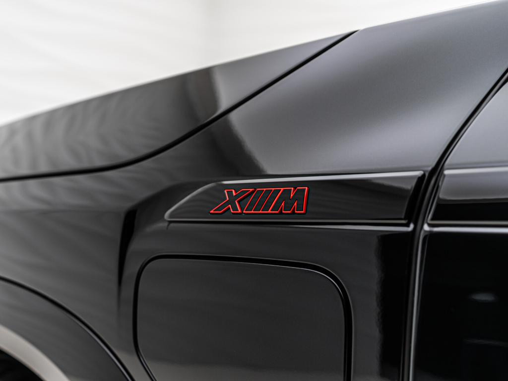 BMW XM