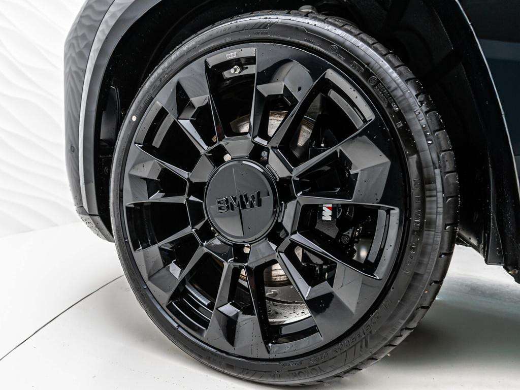 BMW XM