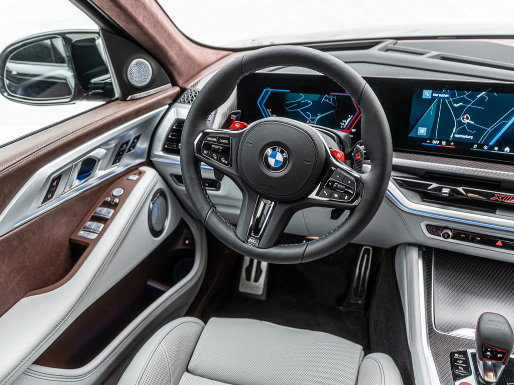 BMW XM