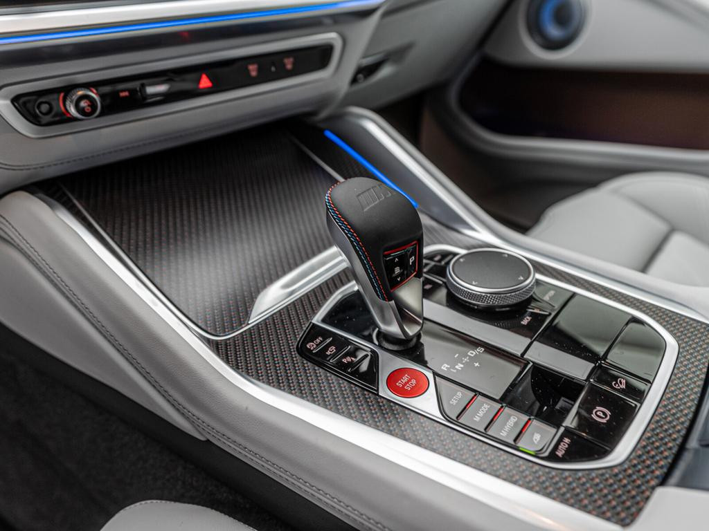 BMW XM