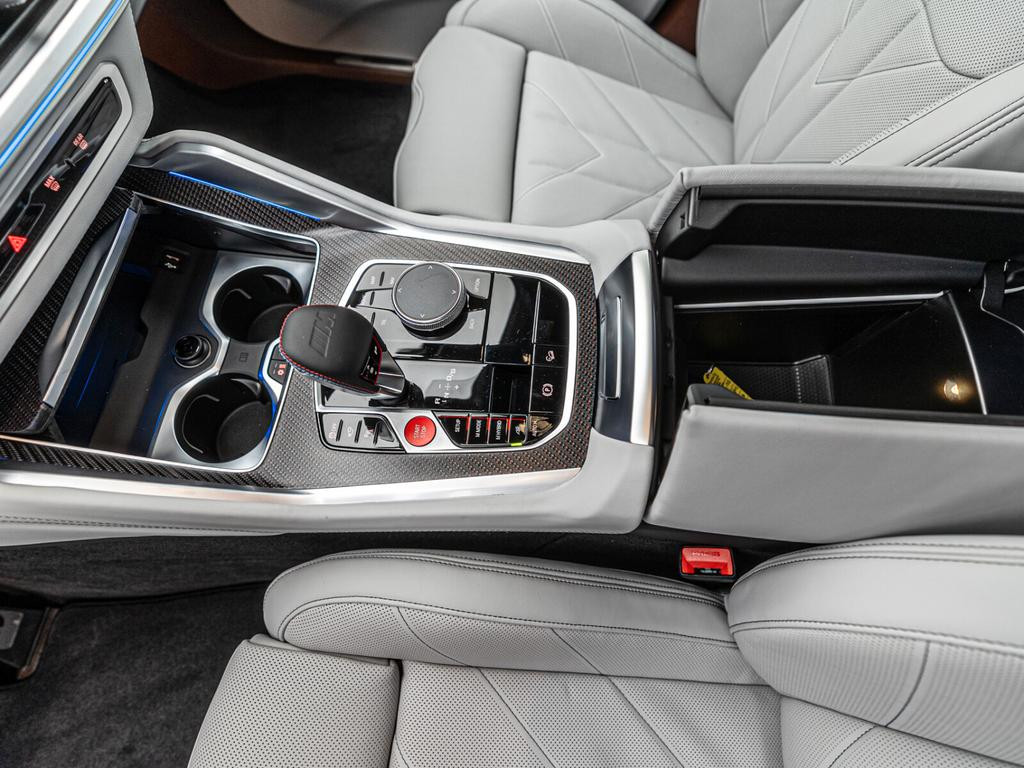 BMW XM
