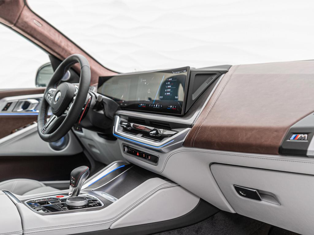 BMW XM
