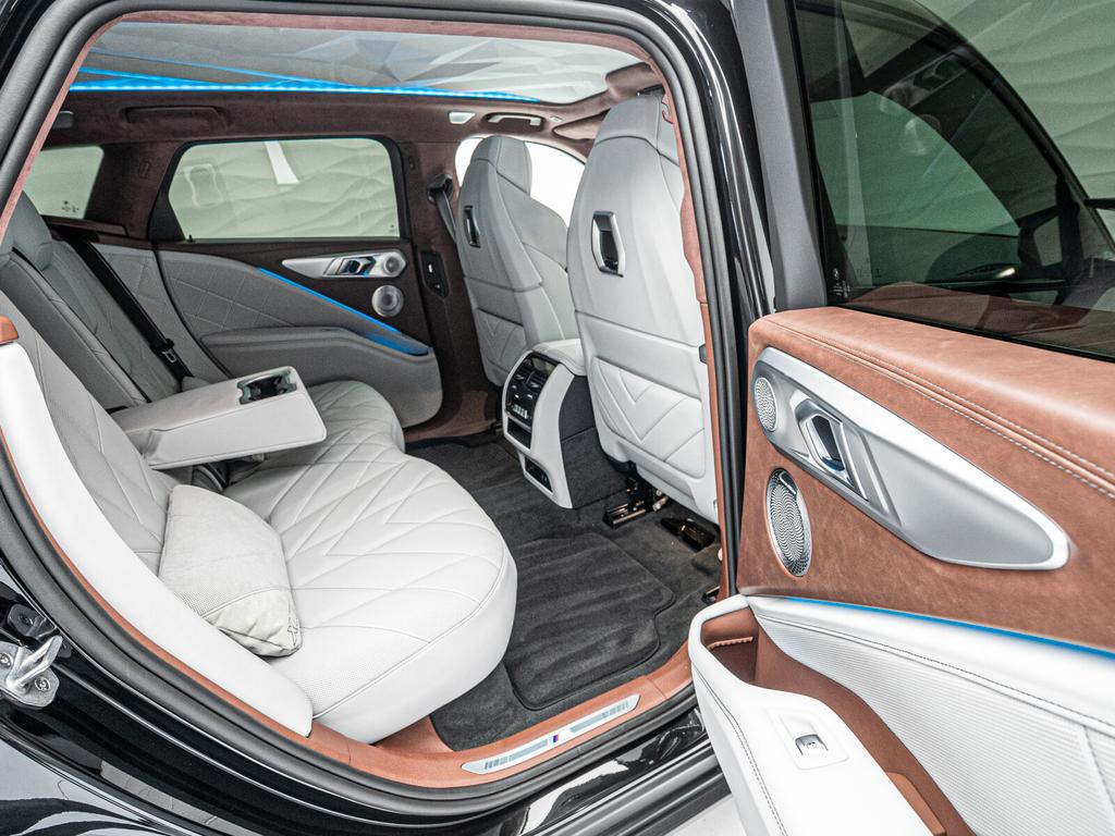BMW XM